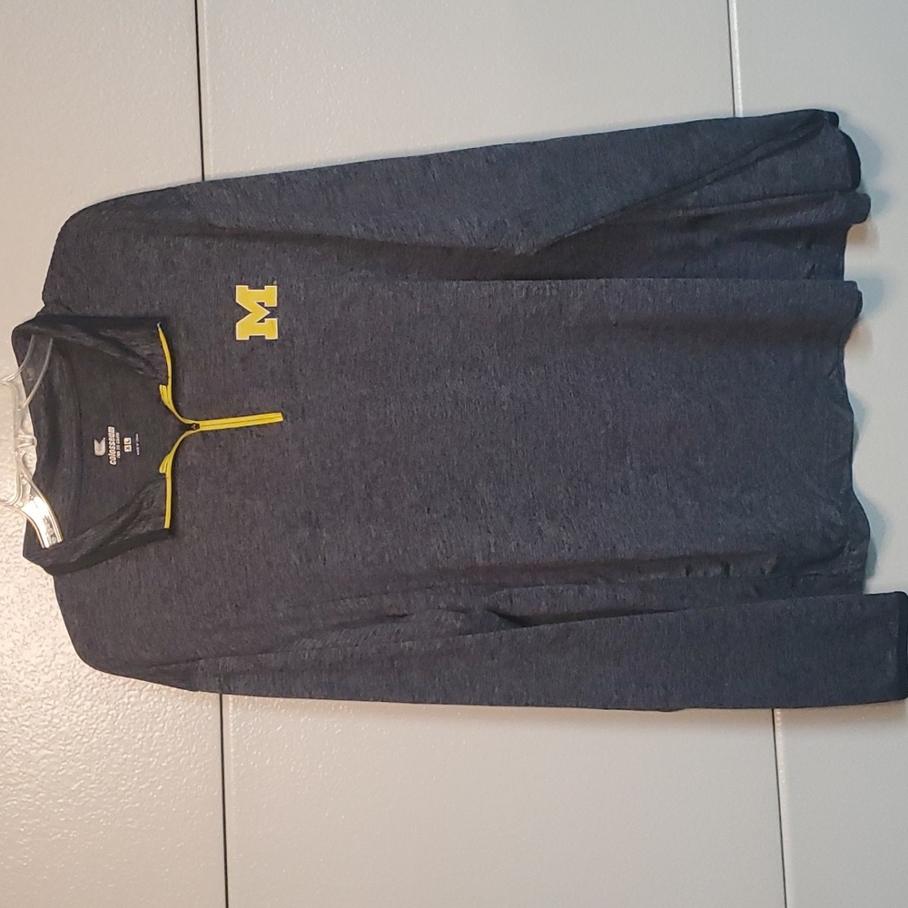 Colosseum Michigan College Gray N Yellow College  Long Sleeve  Pullover